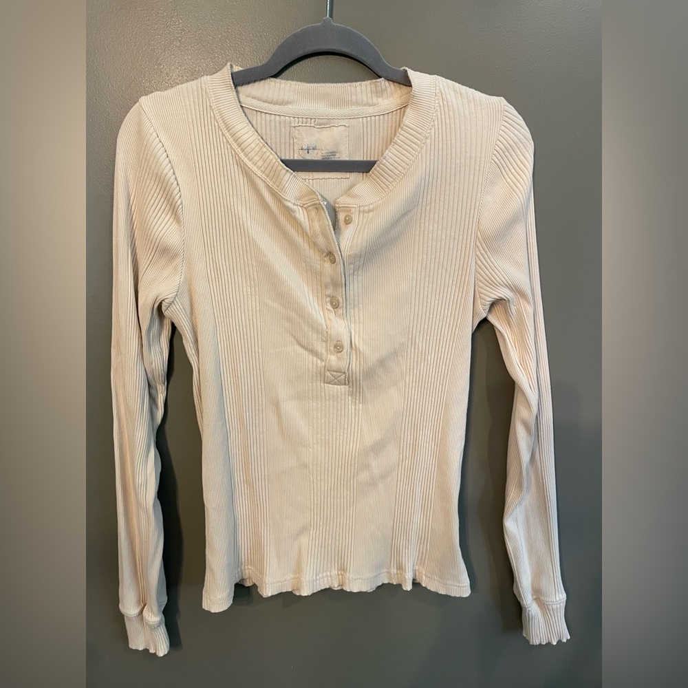 Aerie cream Henley long sleeve button up size x-large xl
